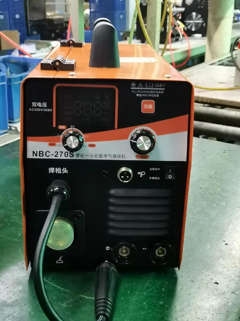 聚焦產品圖片 專業生產直流逆變電焊機，涵蓋手工焊與氬弧焊系列